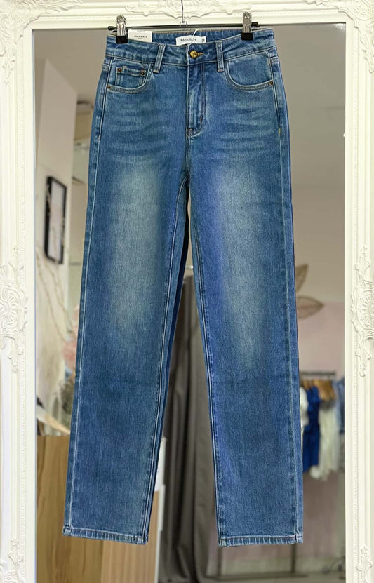 Jean mom