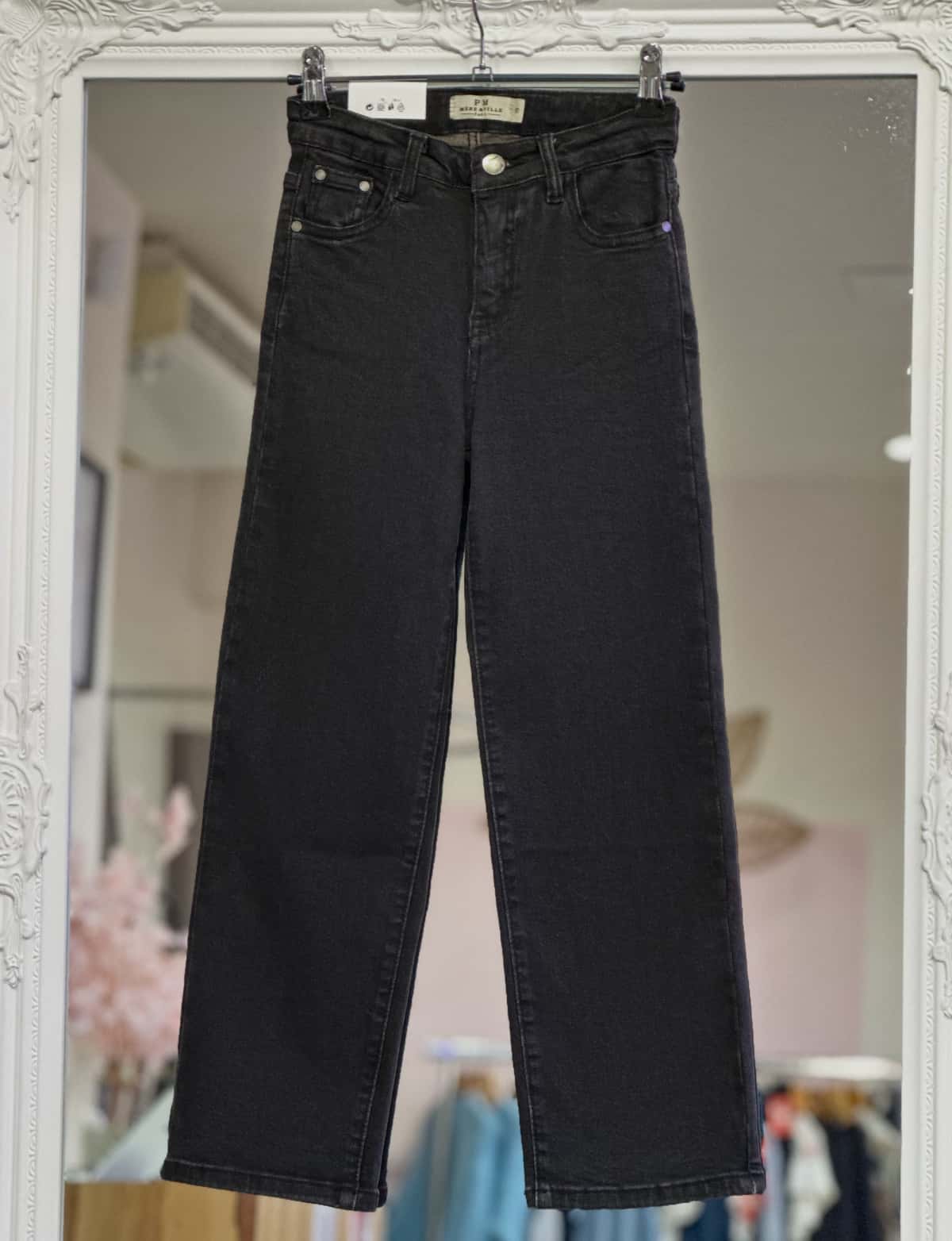 Jean noir coupe "large" junior