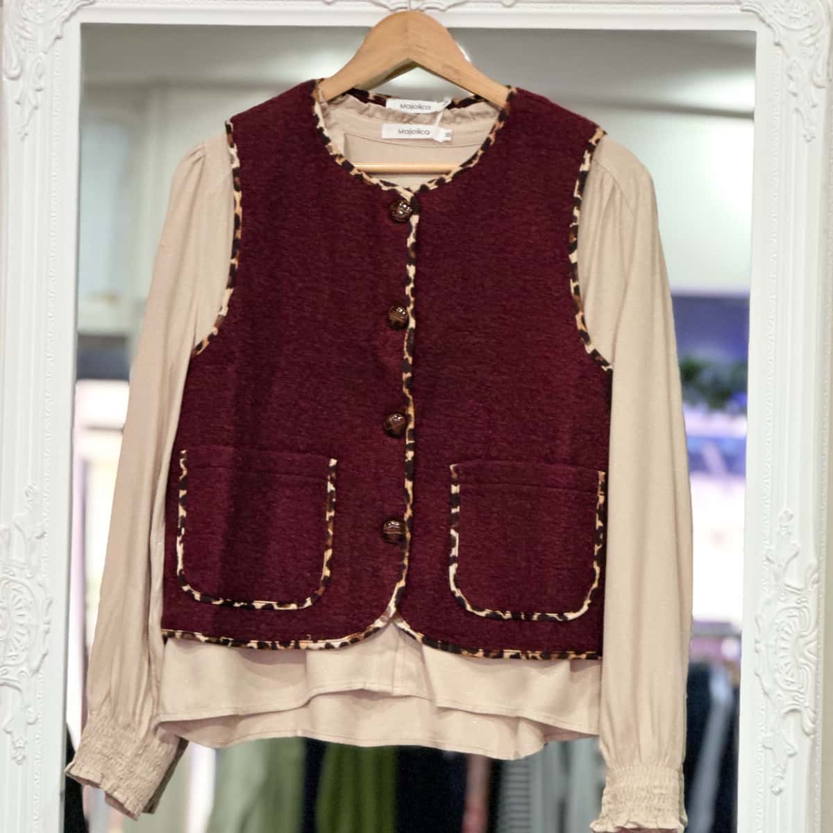 Gilet berger bordeau et léopard