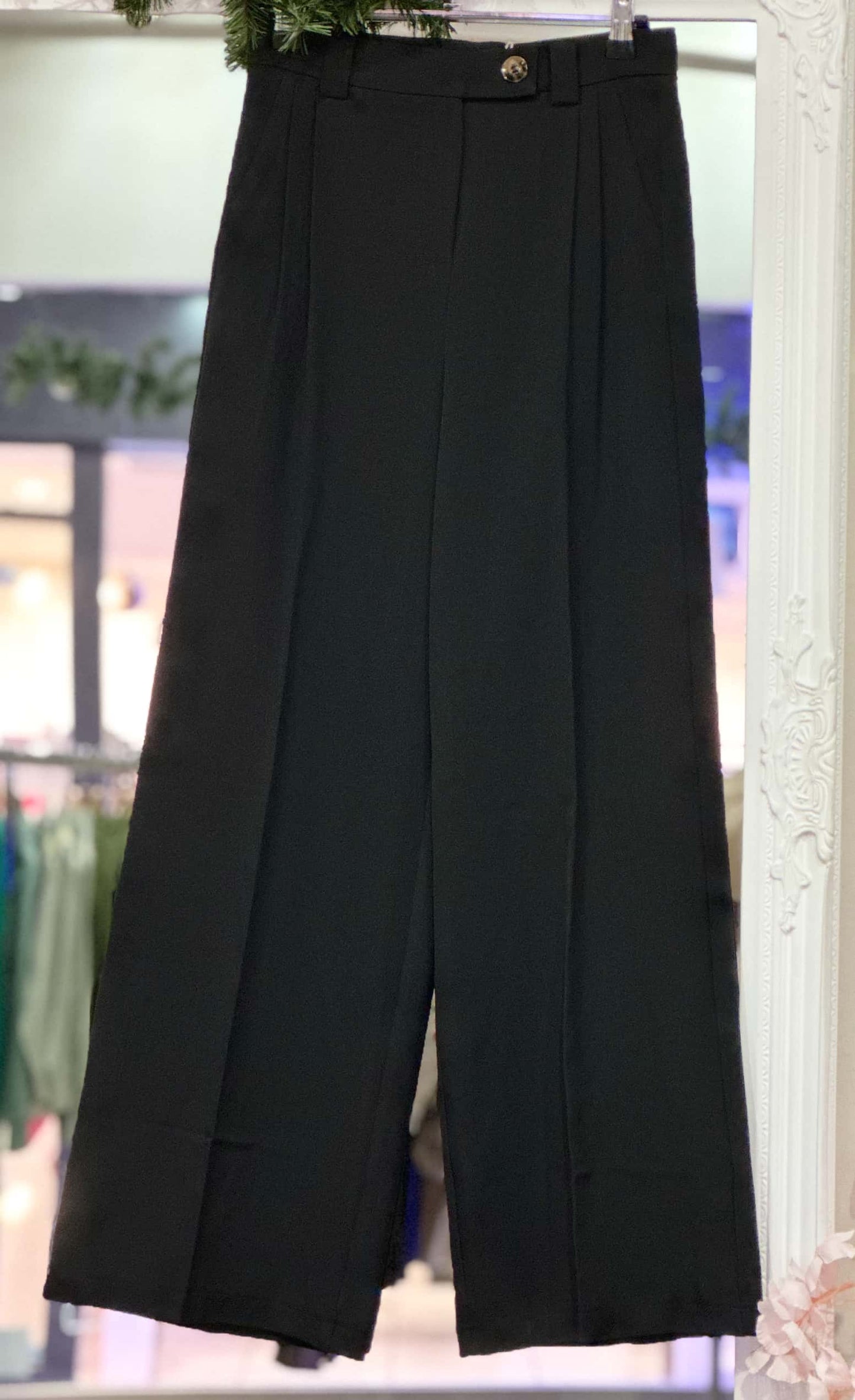 Pantalon noir à pinces