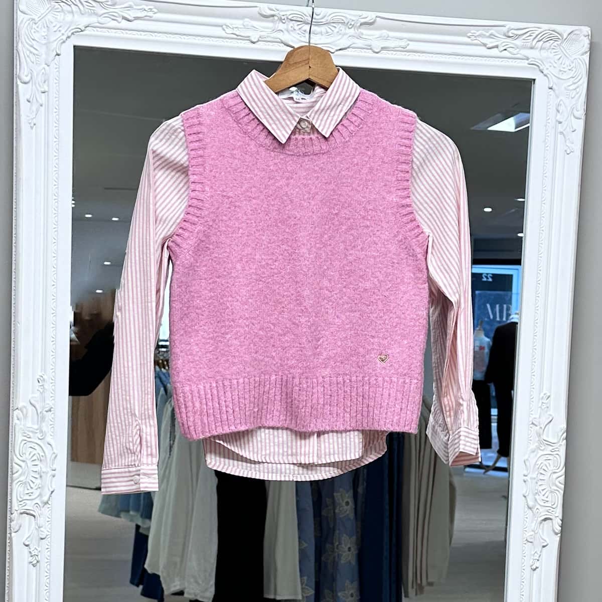 Pull sans manche rose junior