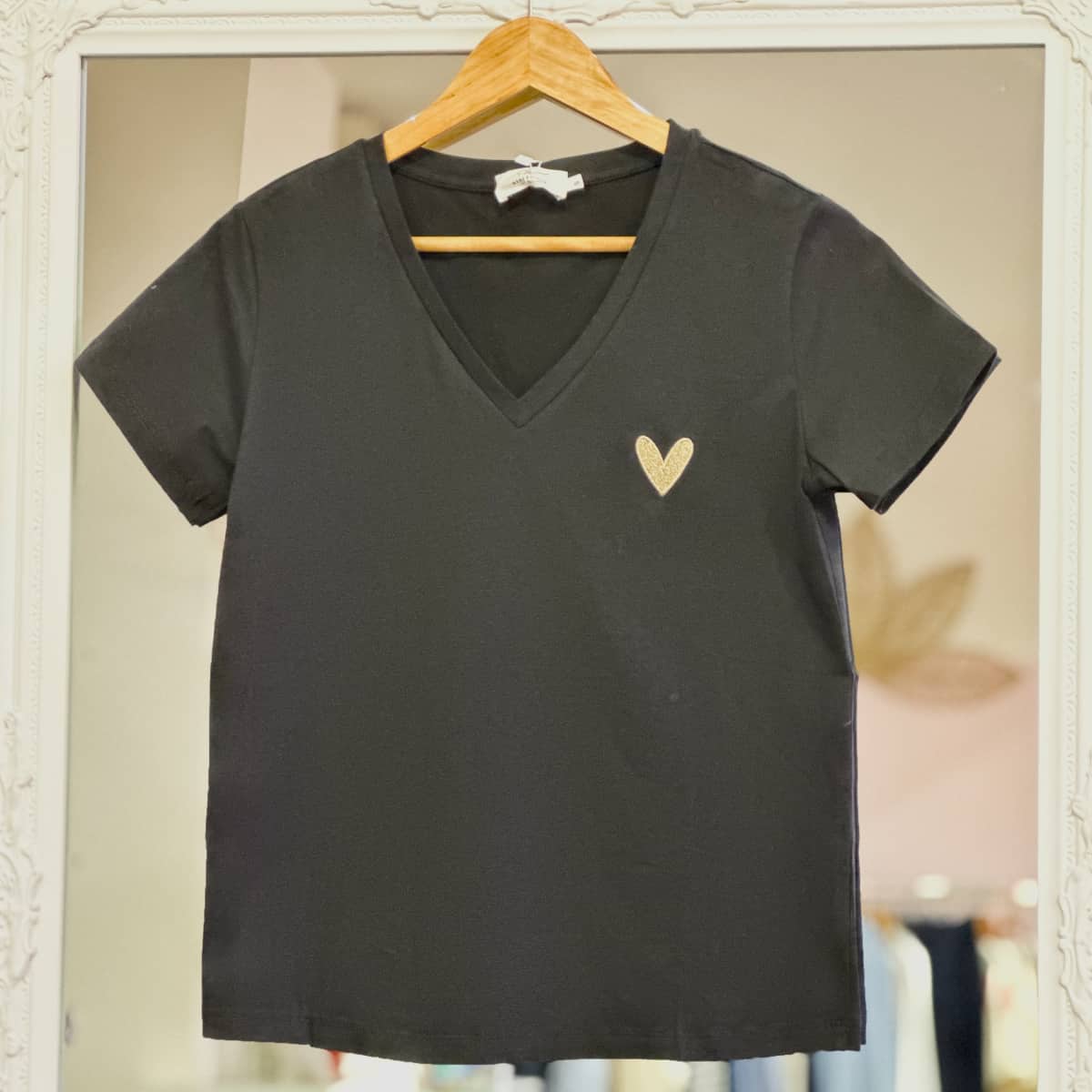 T-shirt cœur noir FEMME