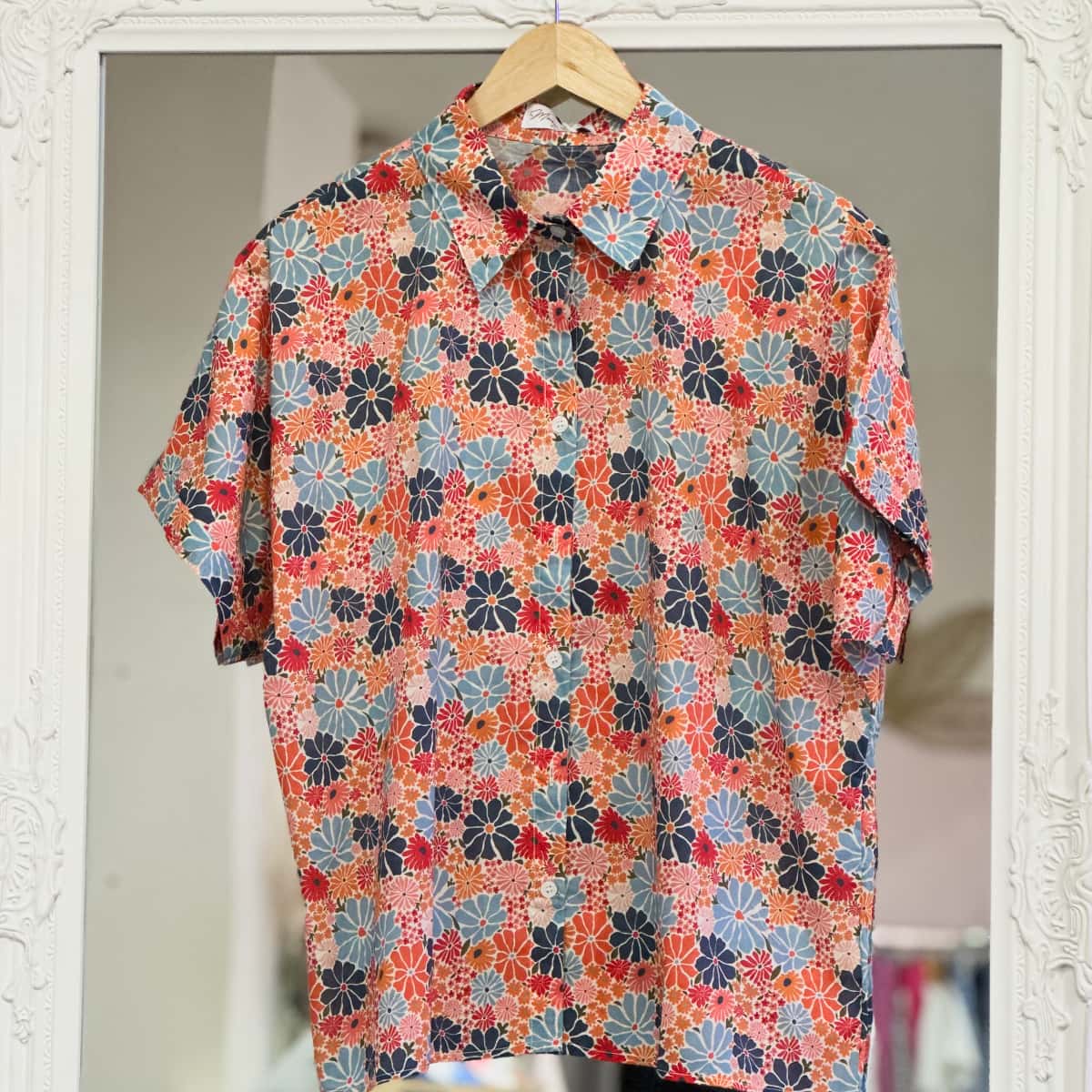 Chemise fleurie bleu orange