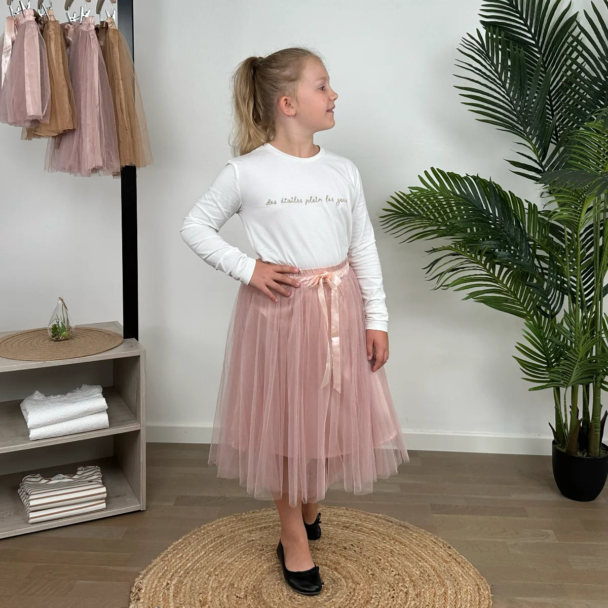 Jupe tulle petite fille sale