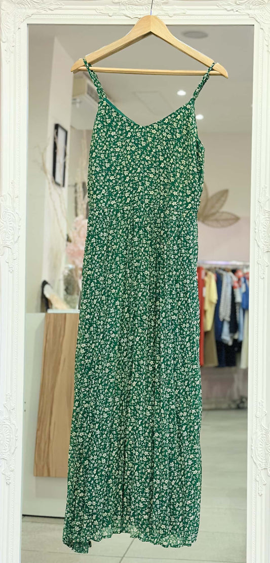 Robe  verte à bretelles petites fleurs