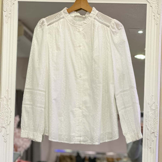 chemise broderie anglaise fleur