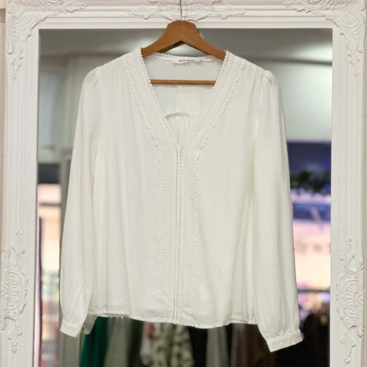 Blouse blanche fine dentelle