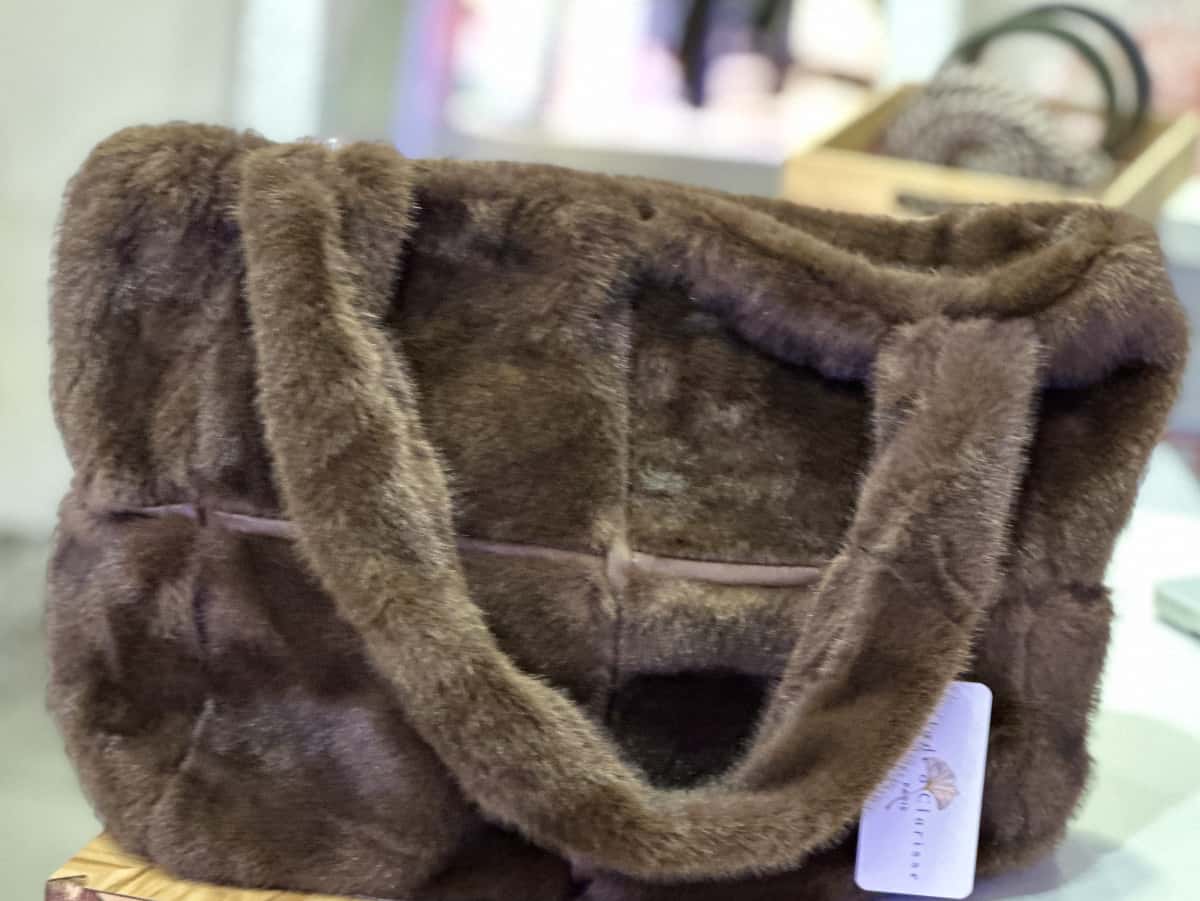 Sac fourrure marron