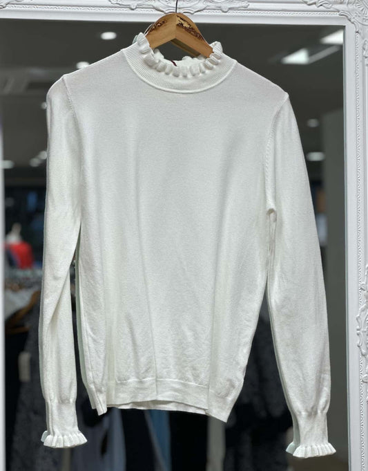 Pull blanc col froufrou E26