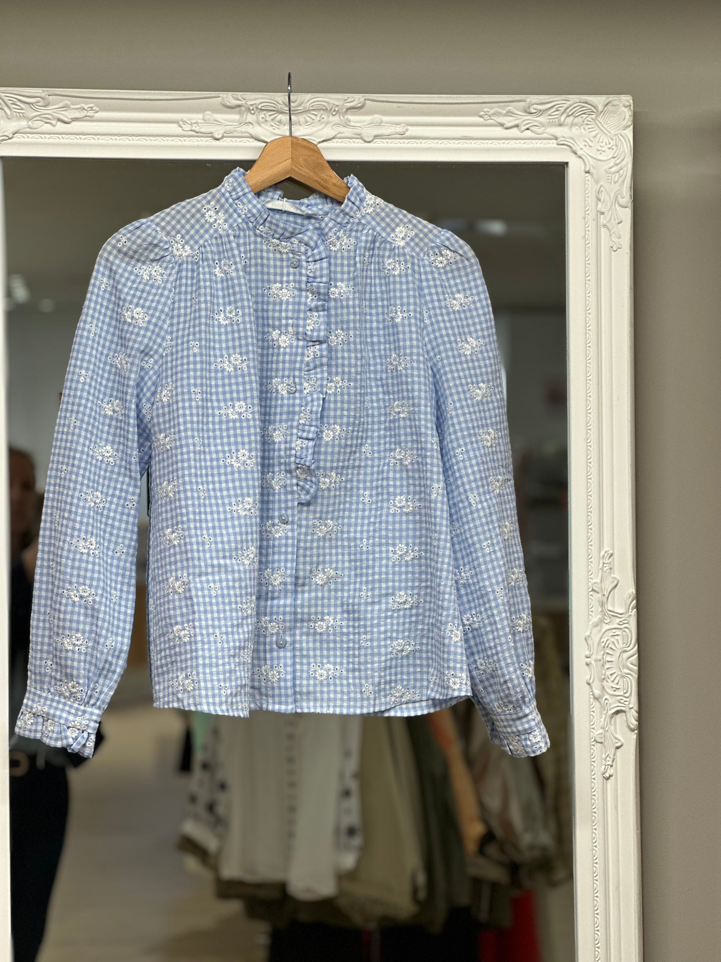 chemise vichy brodée fleurs E26