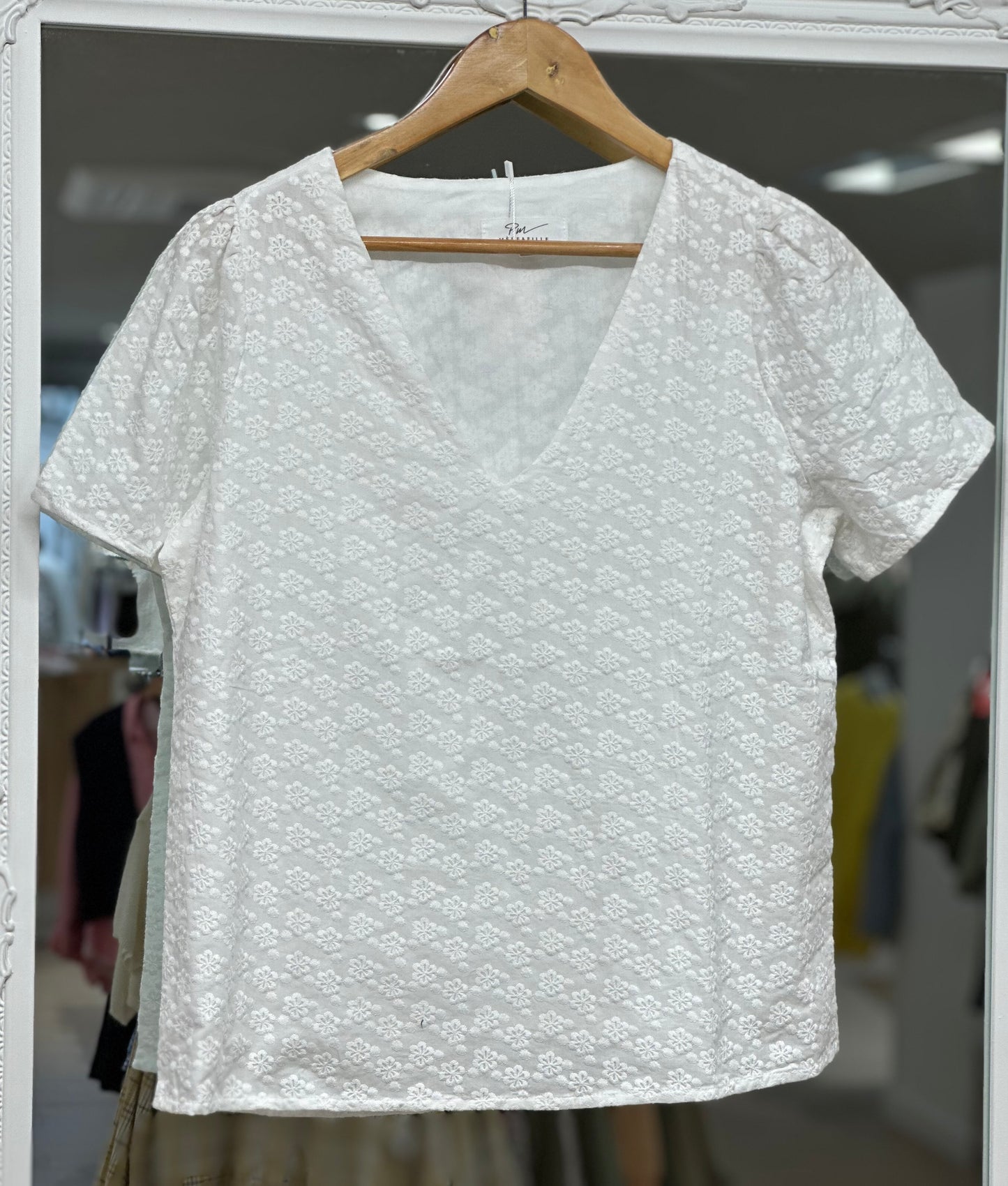 Blouse broderie anglaise manches courtes