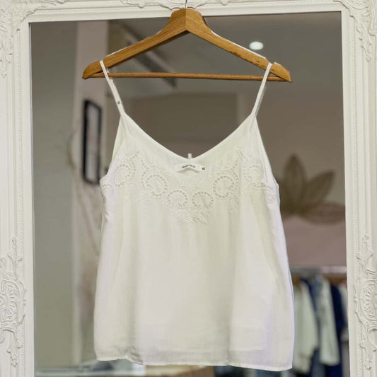 Débardeur broderie anglaise
